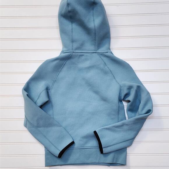 NWT Nike Boys Sportswear Tech Fleece Pullover Hoodie - Picture 3 of 6